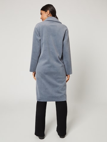 Guido Maria Kretschmer Women Ανοιξιάτικο και φθινοπωρινό παλτό 'Lorain' σε μπλε