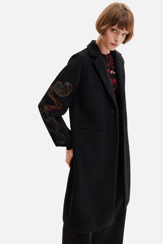 Cappotto di mezza stagione di Desigual in nero