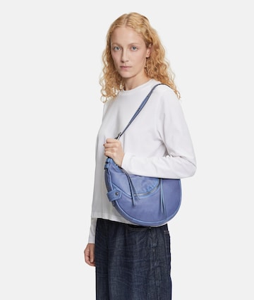 Liebeskind Berlin Shoulder bag 'Luna II S' in Blue: front