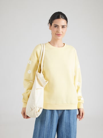 PIECES - Sudadera 'PCKALINKA' en amarillo: frente