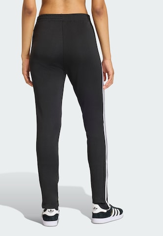 Coupe slim Pantalon 'SST Classic' ADIDAS ORIGINALS en noir
