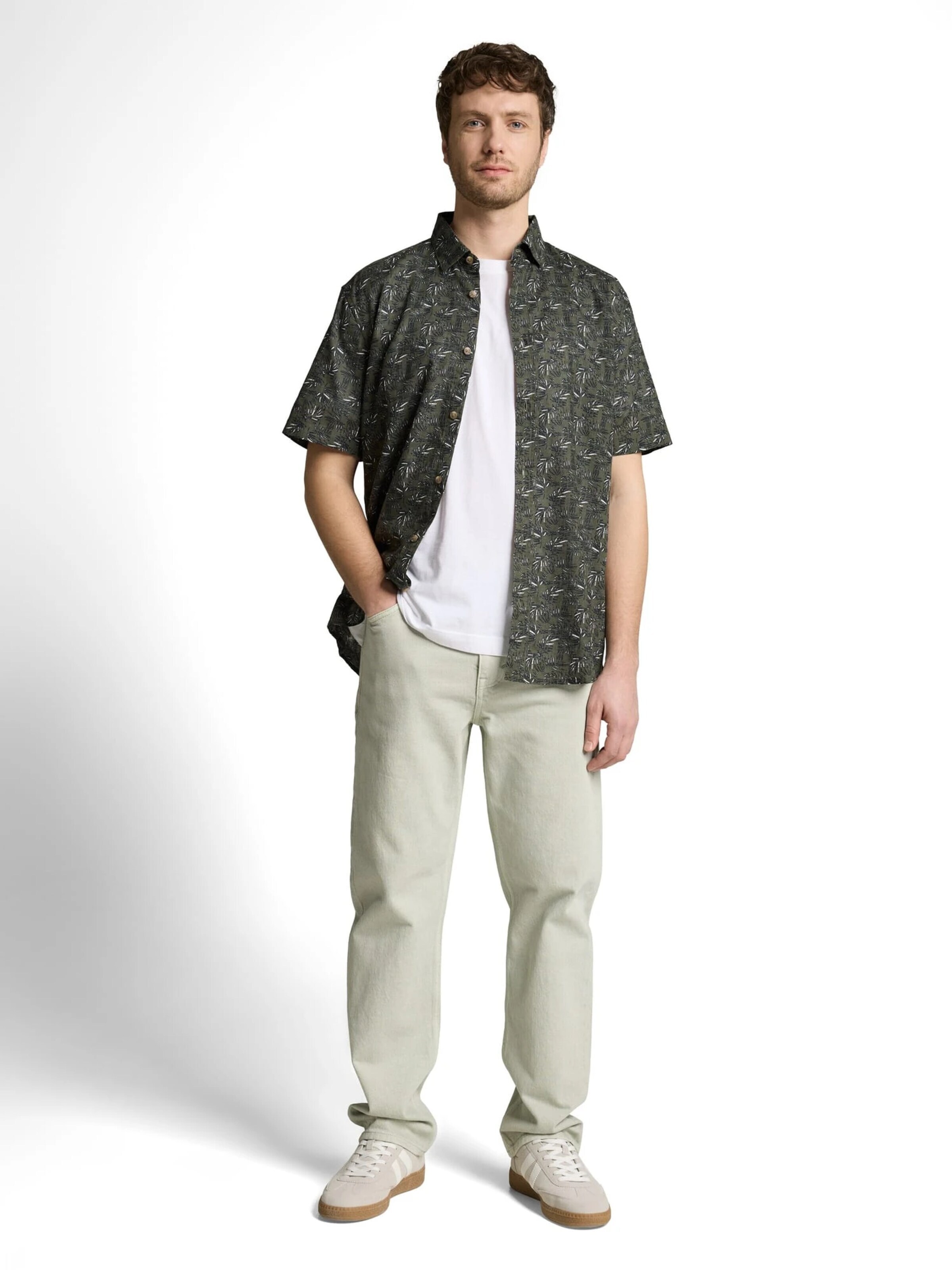 TOM TAILOR Comfort fit Button Up Shirt in Green