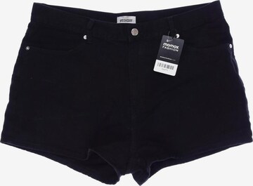 WEEKDAY Shorts in 35-36 in Black: front