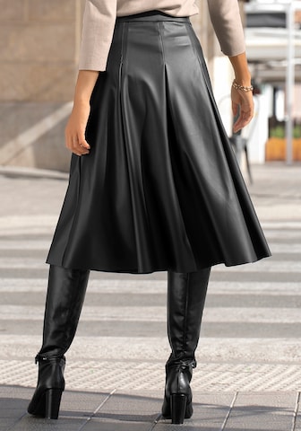 LASCANA Skirt in Black