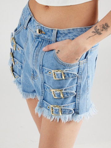 Hoermanseder x About You Regular Shorts 'Elna' (OCS) in Blau