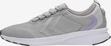 Hummel Sneakers in Grey: front