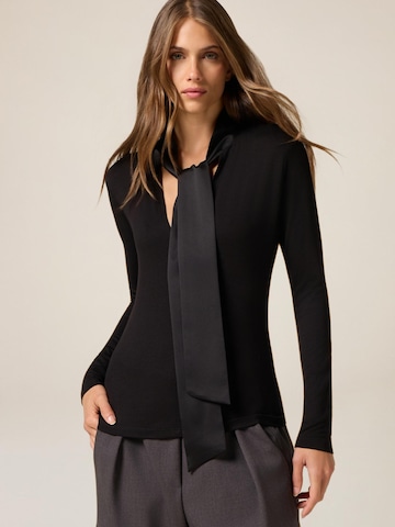 oltre - Top en negro