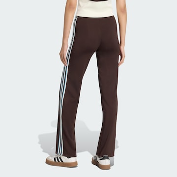 ADIDAS ORIGINALS Slimfit Sportbroek in Bruin