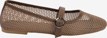 Trendyol - Bailarina en beige: frente