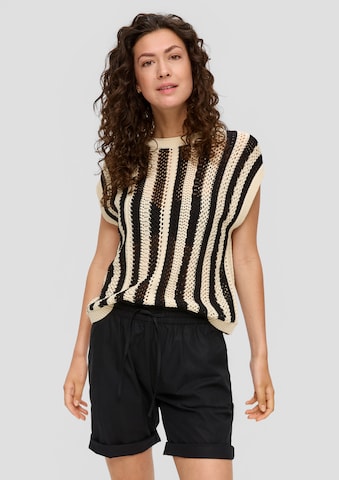 regular Pantaloni di s.Oliver in nero: frontale