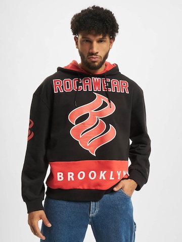 ROCAWEAR Sweatshirt 'Woodpoint' in Zwart: voorkant