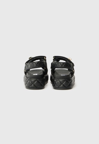 STEVE MADDEN Sandals 'Bigmona' in Black