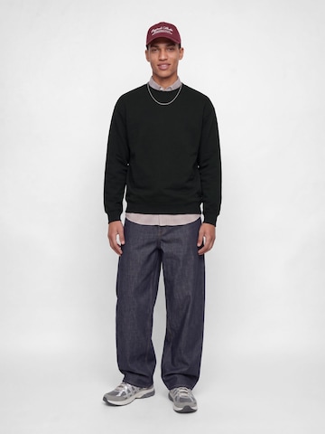 Felpa di JACK & JONES in nero