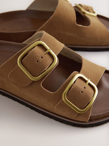 Next - Sapato aberto em castanho