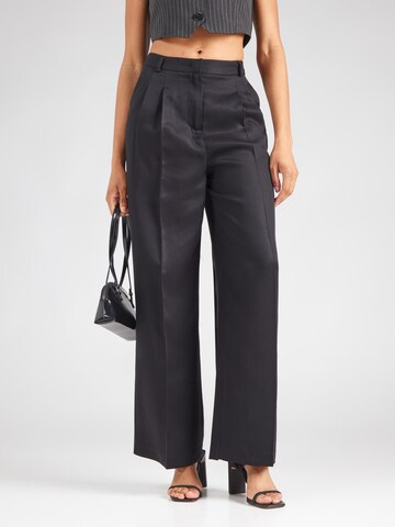 regular Pantaloni con piega frontale di UNITED COLORS OF BENETTON in nero: frontale