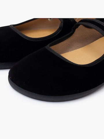 Chaussure basse Pisamonas en noir