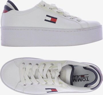 Tommy Jeans Sneakers & Trainers in 37 in White: front