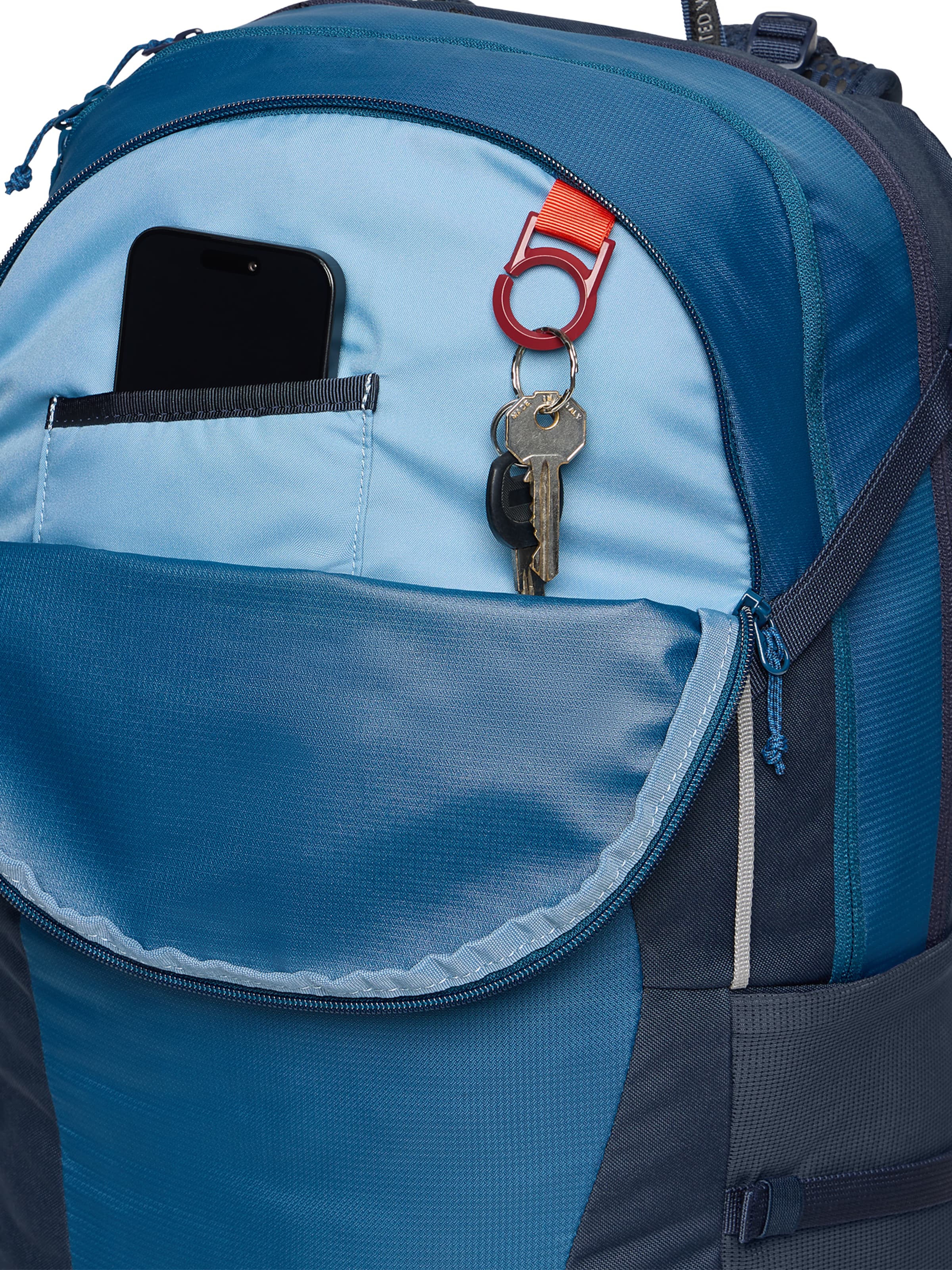 VAUDE Sports backpack 'Wizard 30+4' in Blue