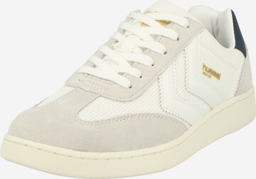 Hummel Platform trainers in White: front