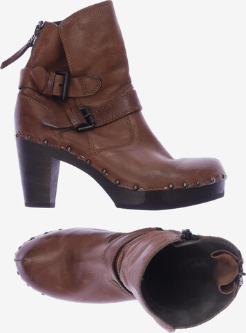 SOFTCLOX Dress Boots in 41 in Brown: front