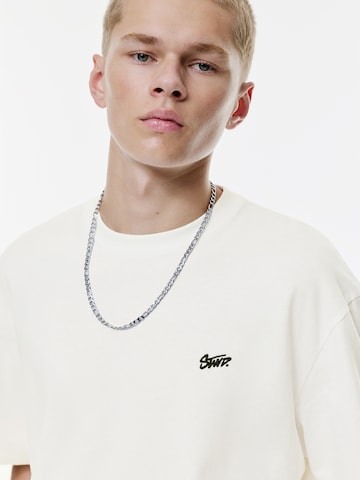 T-Shirt 'STWD' Pull&Bear en blanc
