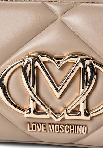 Love Moschino Наплечная сумка в Бежевый
