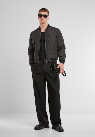 Veste mi-saison 'Onion Quilted' Urban Classics en noir