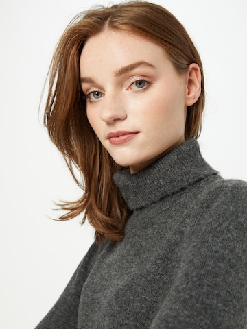 VILA Sweater 'Eірн' in Grey