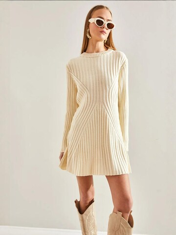 Bianco Lucci - Vestido de malha em branco: frente