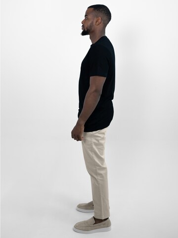 Vercate Shirt 'No. 18' in Schwarz