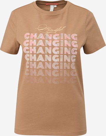 T-shirt QS en marron : devant