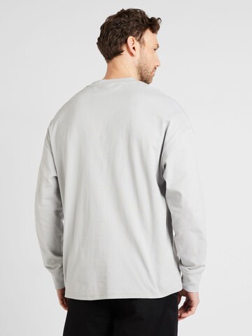 Maglietta 'CLEAN' di JACK & JONES in grigio