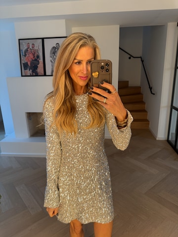 VERSTIQUE Φόρεμα κοκτέιλ σε χρυσό