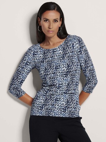 MADELEINE Shirt in Blauw: voorkant