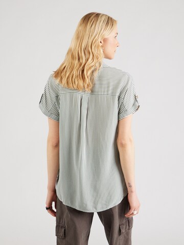 VERO MODA Bluse 'BUMPY' i grøn