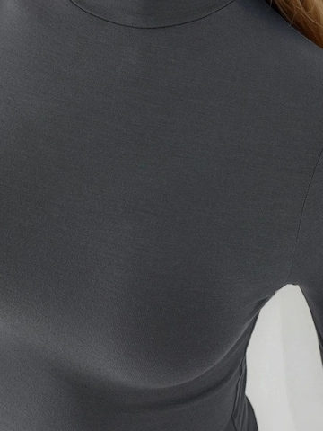 Hiccup - Camisa em cinzento