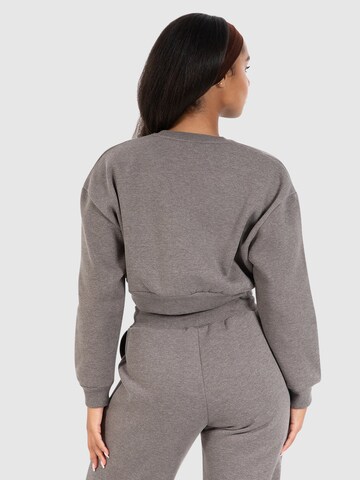 Smilodox Sweatshirt ' Amelia ' in Braun