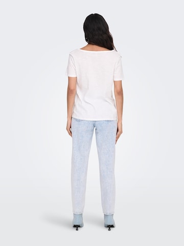 ONLY - Camiseta 'BONE' en blanco
