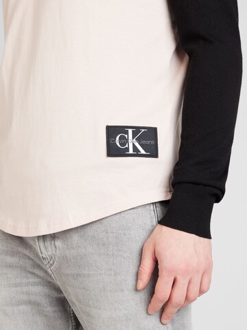 Calvin Klein Jeans T-Shirt in Pink