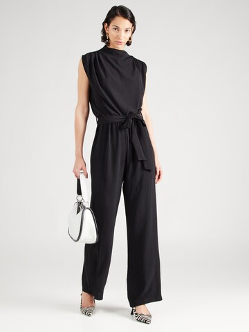 SISTERS POINT Jumpsuit 'GUTO' in Zwart: voorkant