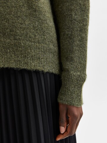 SELECTED FEMME Sweter 'Lulu' w kolorze zielony