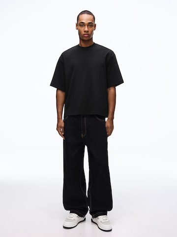 T-Shirt Bershka en noir