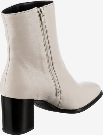 GABOR Ankle Boots in White