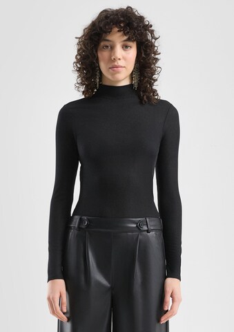 QS Shirt in Black: front