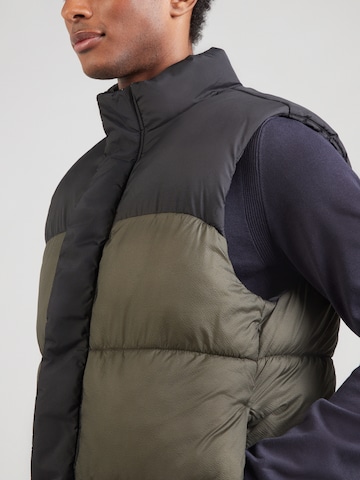 JACK & JONES Жилетка 'JCOUNION' в Зеленый