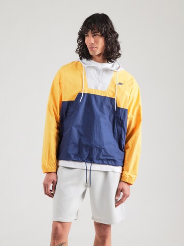 Nike Sportswear Přechodná bunda 'MARINA' – žlutá: přední strana