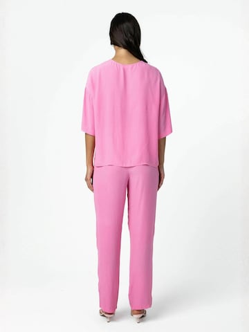 Regular Pantalon à pince Coster Copenhagen en rose