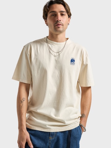 balts Trendsplant T-Krekls ' LA PLAZA ': no priekšpuses