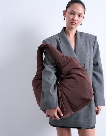 TOPSHOP Наплечная сумка в Коричневый