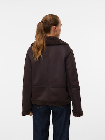 VERO MODA Winter Jacket 'VMHARPER' in Brown